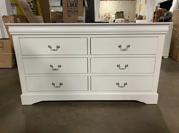 Acme Furniture Louis Philippe 6 Drawer Dresser