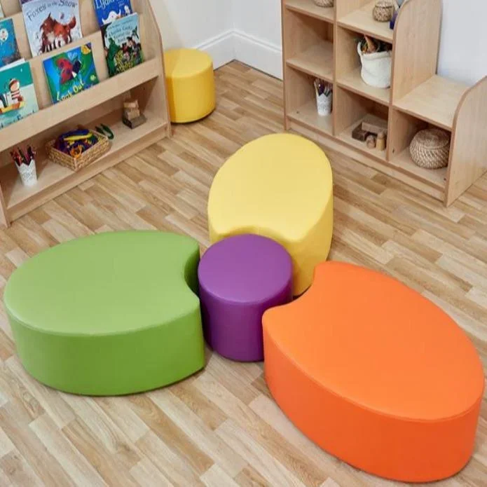 Acorn Nursery Dot & Three Petal Foam Seat Set