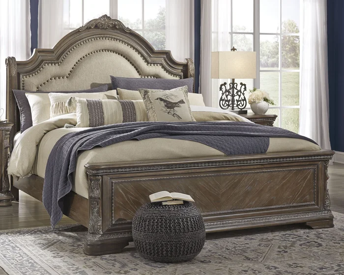 Charmond – Upholstered Sleigh Bed
