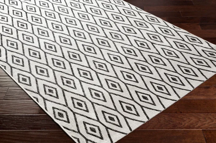 Eagean EAG-2393 2′ x 3′ Machine Woven Indoor/Outdoor Accent Rug