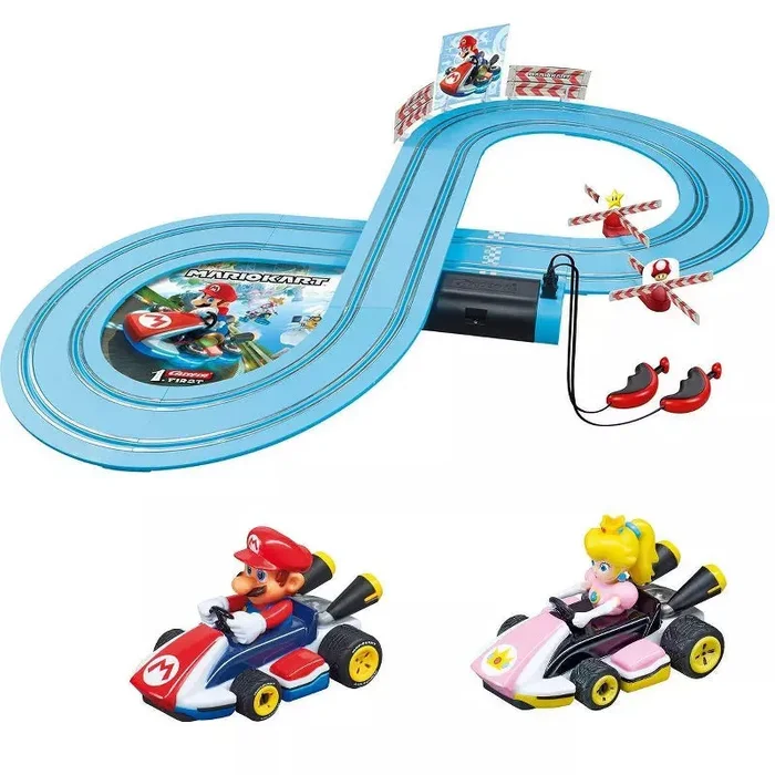 First Mario Kart Racing Set – featuring Mario and Peach