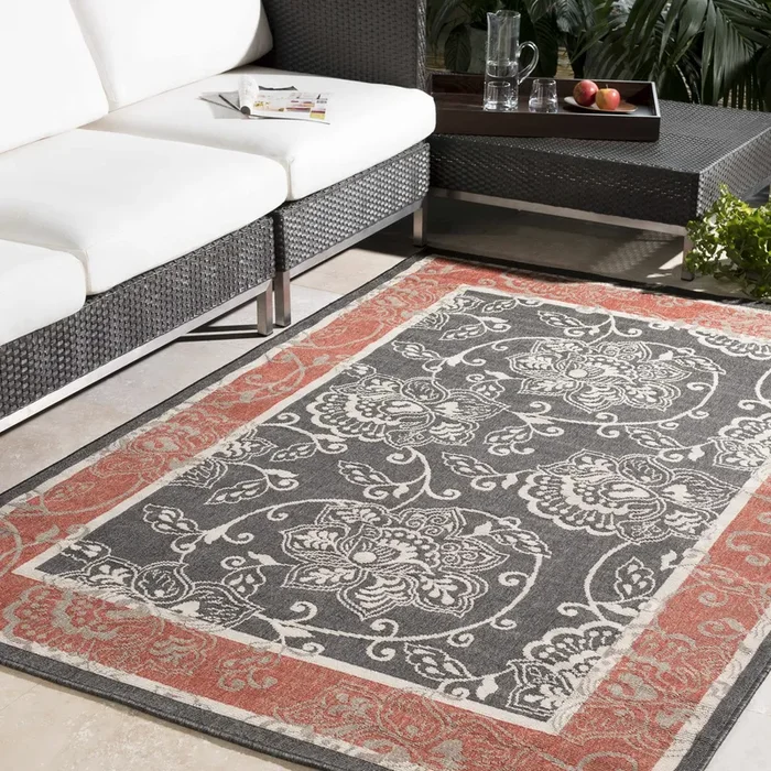 Hauteloom Berryman BERRY Black Machine Made Olefin Rug