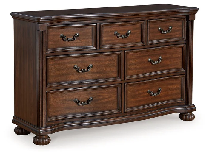 Lavinton – Brown – Dresser