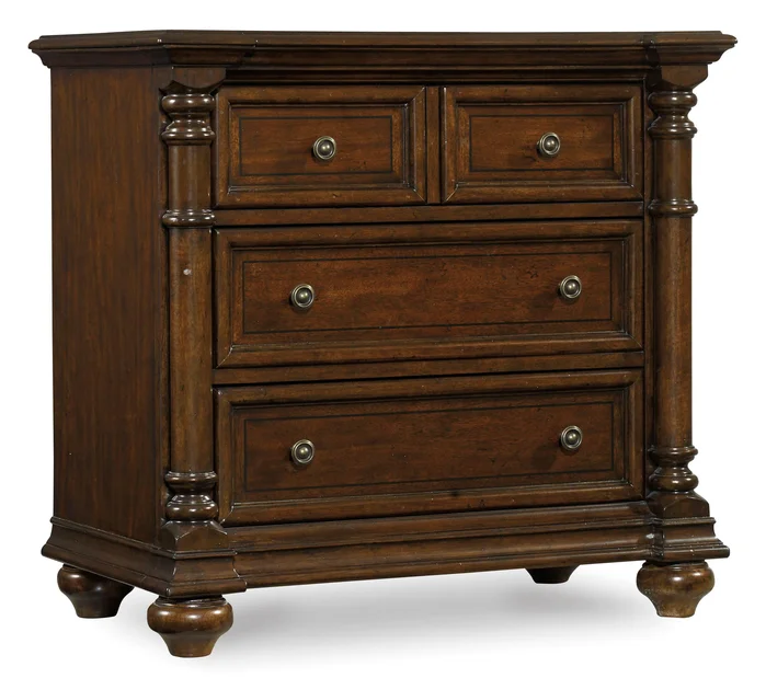 Leesburg – Nightstand