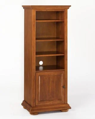 Pier Cabinet in Warm Oak – Homestead – 5527-131