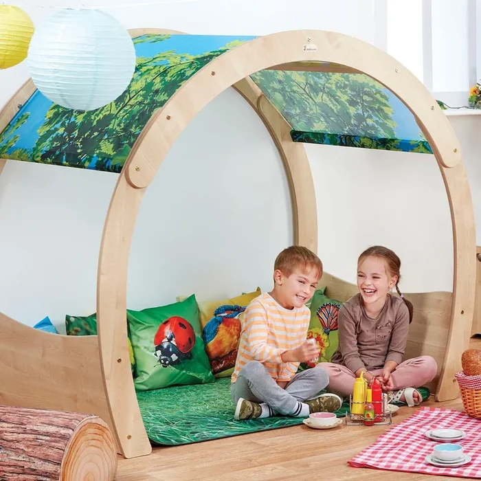 Playscapes Large Wooden Cosy Cove Nursery Den + Plus Nature Accessory Set