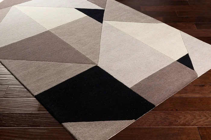 Queens QUN-2302 2′ x 3′ Handmade Wool Accent Rug