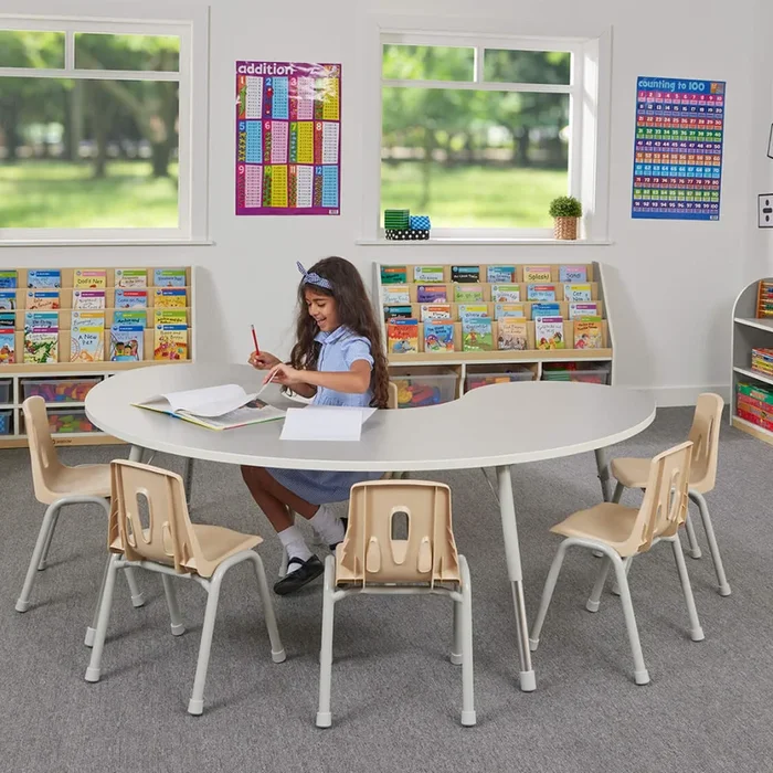 Thrifty Group Table – Height Adjustable – 6 Seater