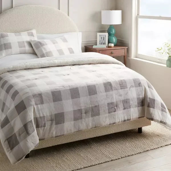 Traditional Cozy Faux Shearling Comforter and Sham Set