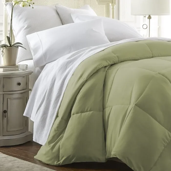 Twin Chisolm All Season Microfiber Down Alternative Comforter