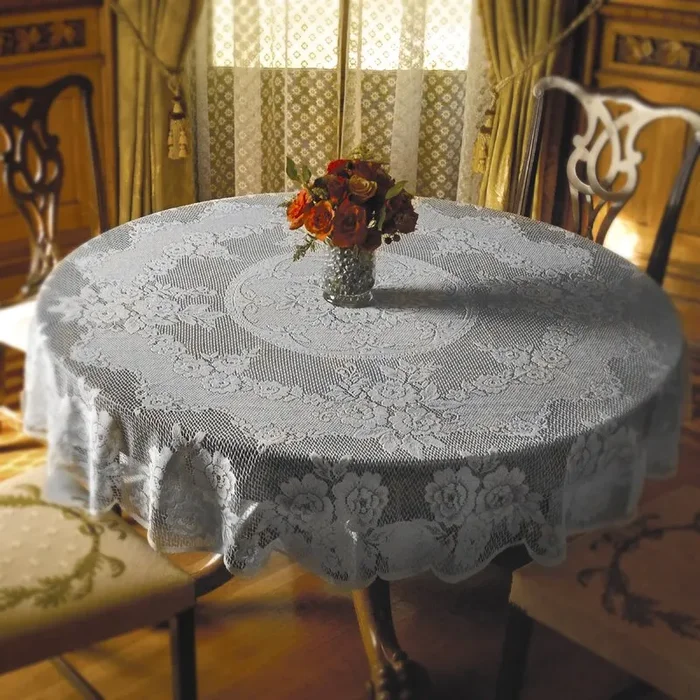 White Billups Floral Round Tablecloth, LC346