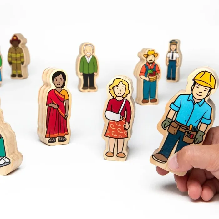 Wooden People Set – 42 Pieces